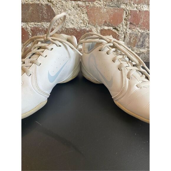 Nike Womens Sideline III 647937-100 White Lace Up Low Top Training Shoes Size 9 - Picture 3 of 10